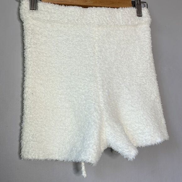 NWT Garage White Soft Fuzzy Shorts - Picture 7 of 11